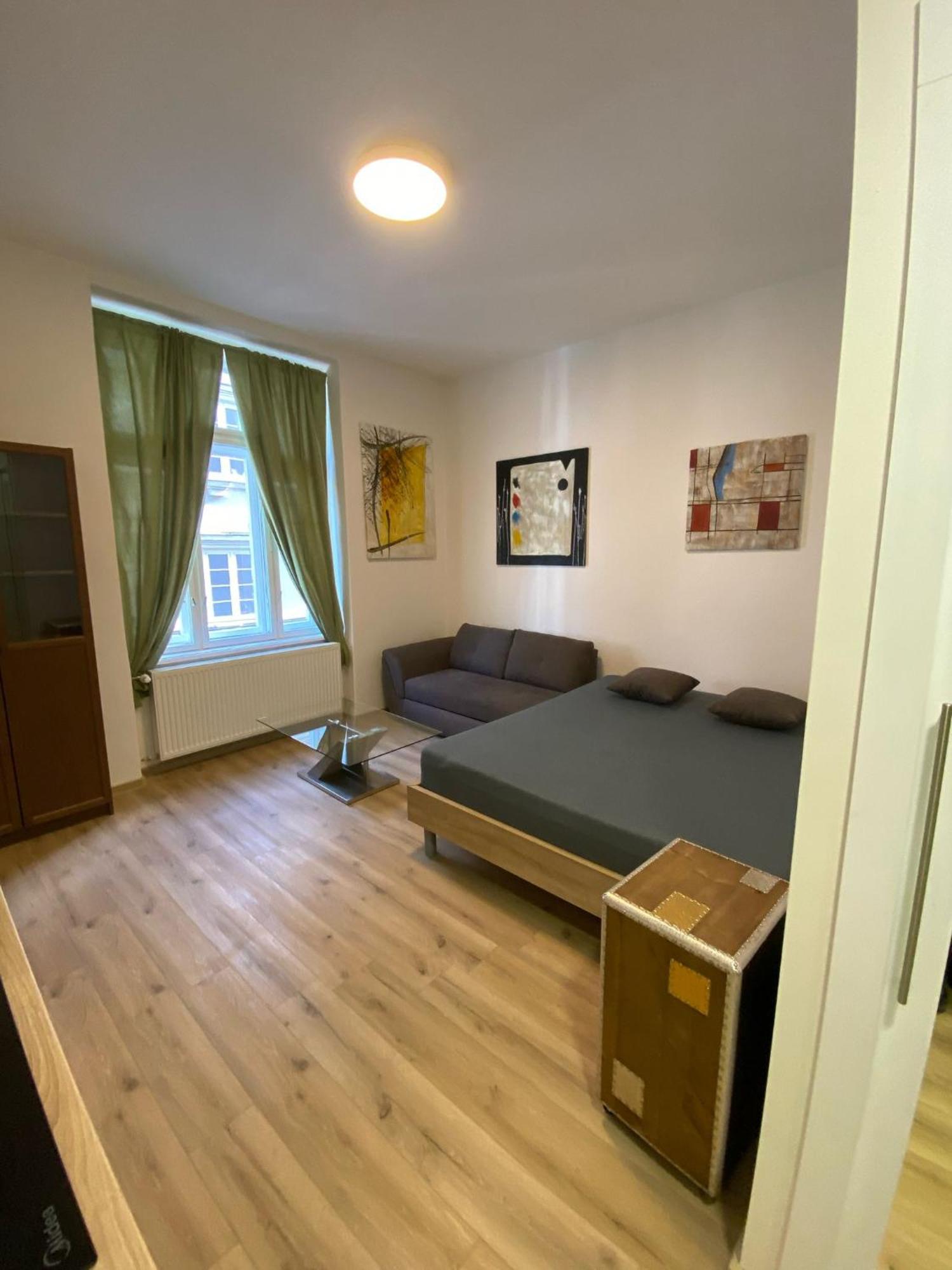 Garsoniera Ostrava City Centr, Na Hradbach 118 Exterior photo